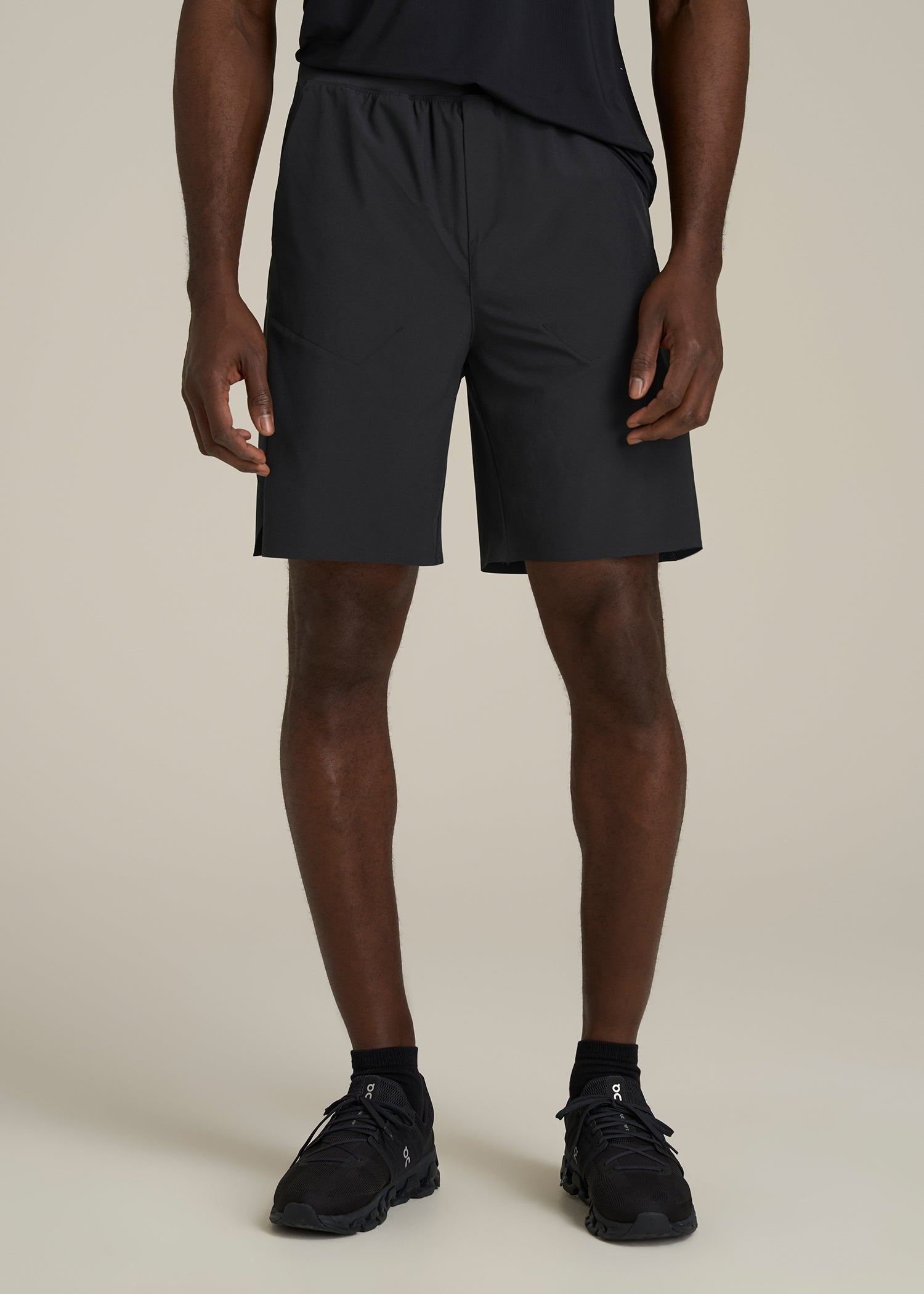 2-in-1 Featherweight Running Short for Tall Men in Black