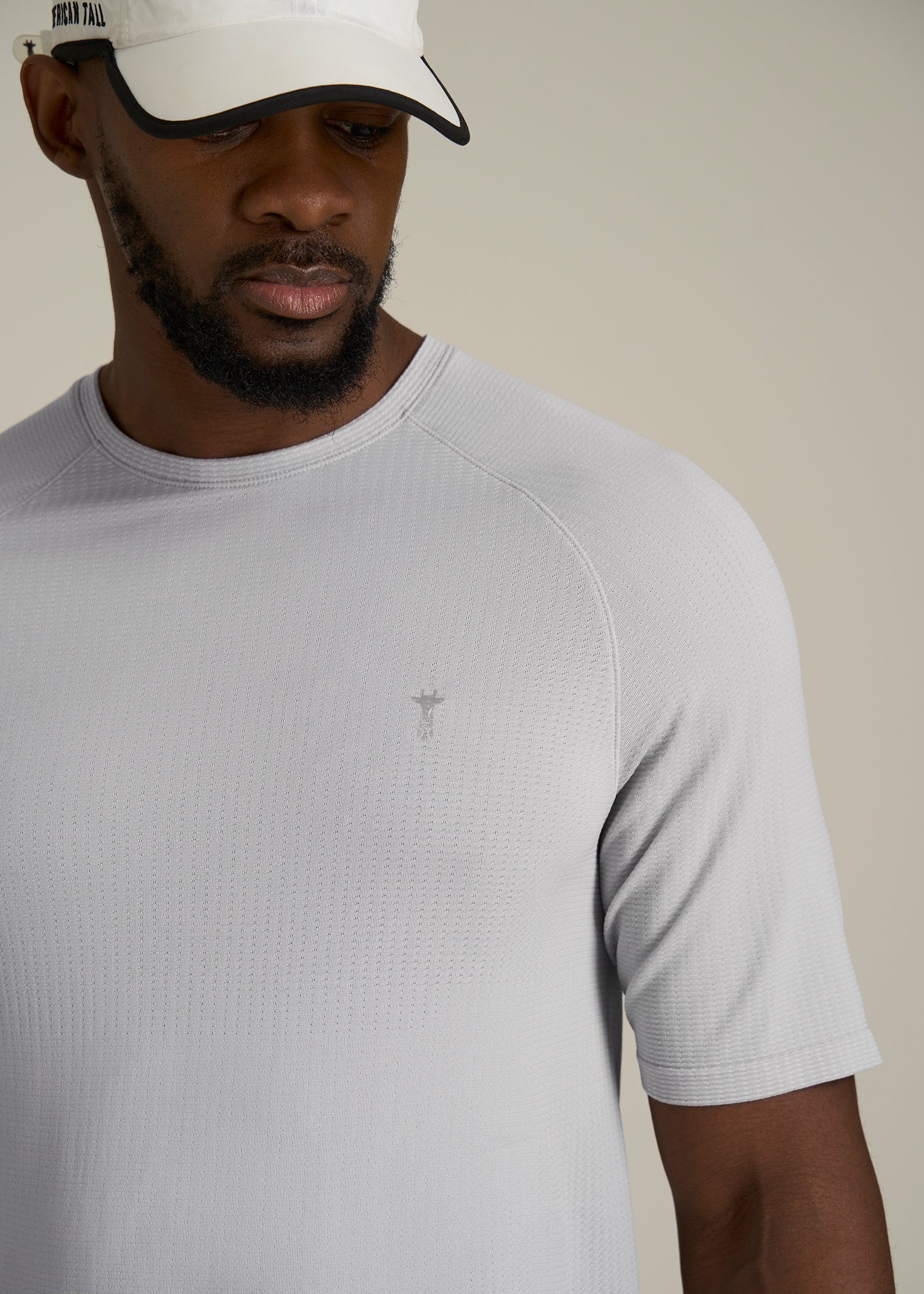Vented Training Top for Tall Men in Silver Drop